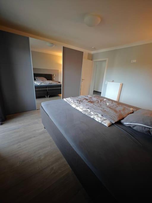 Apartment Kaufering Eksteriør billede