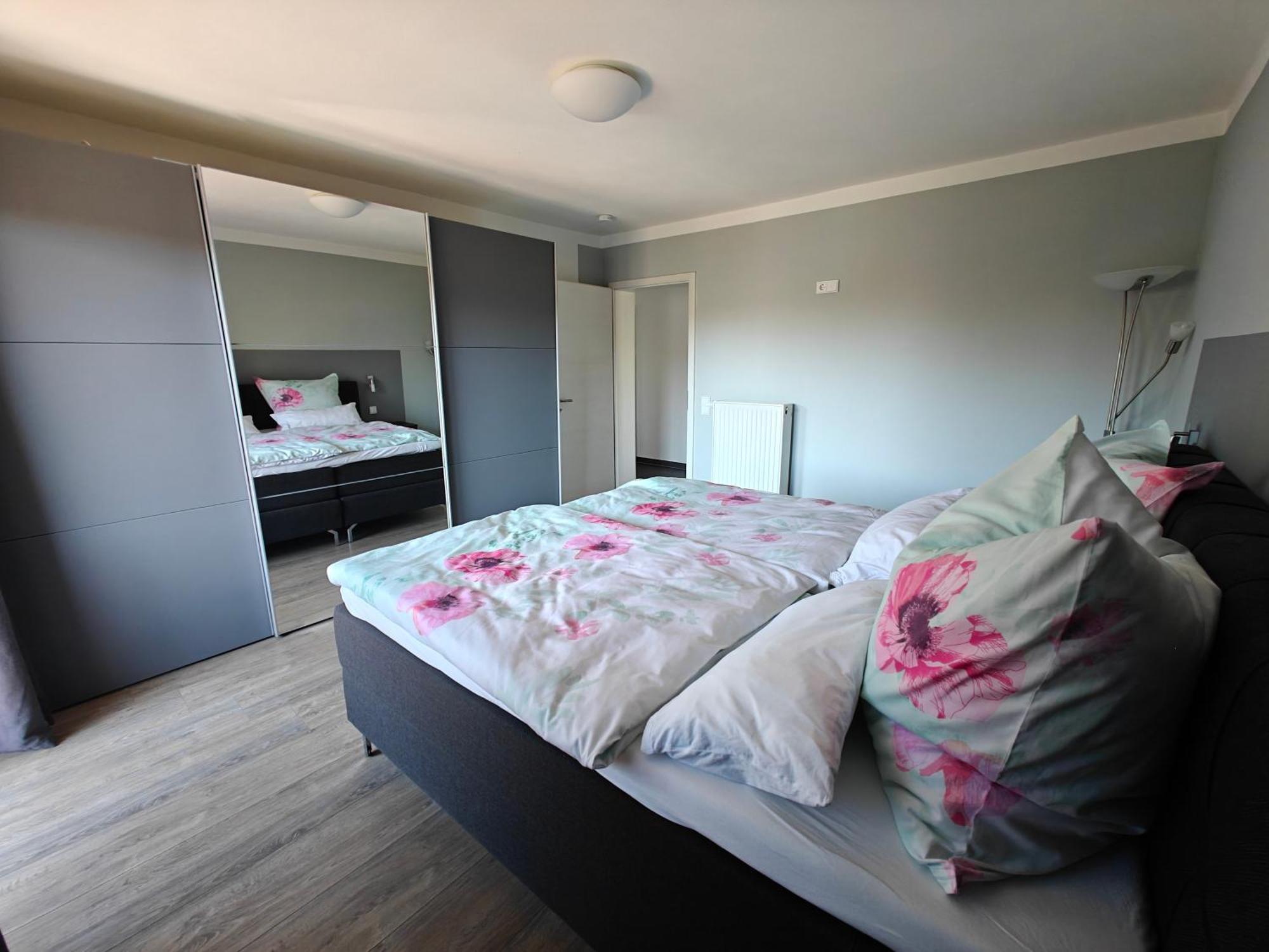 Apartment Kaufering Eksteriør billede